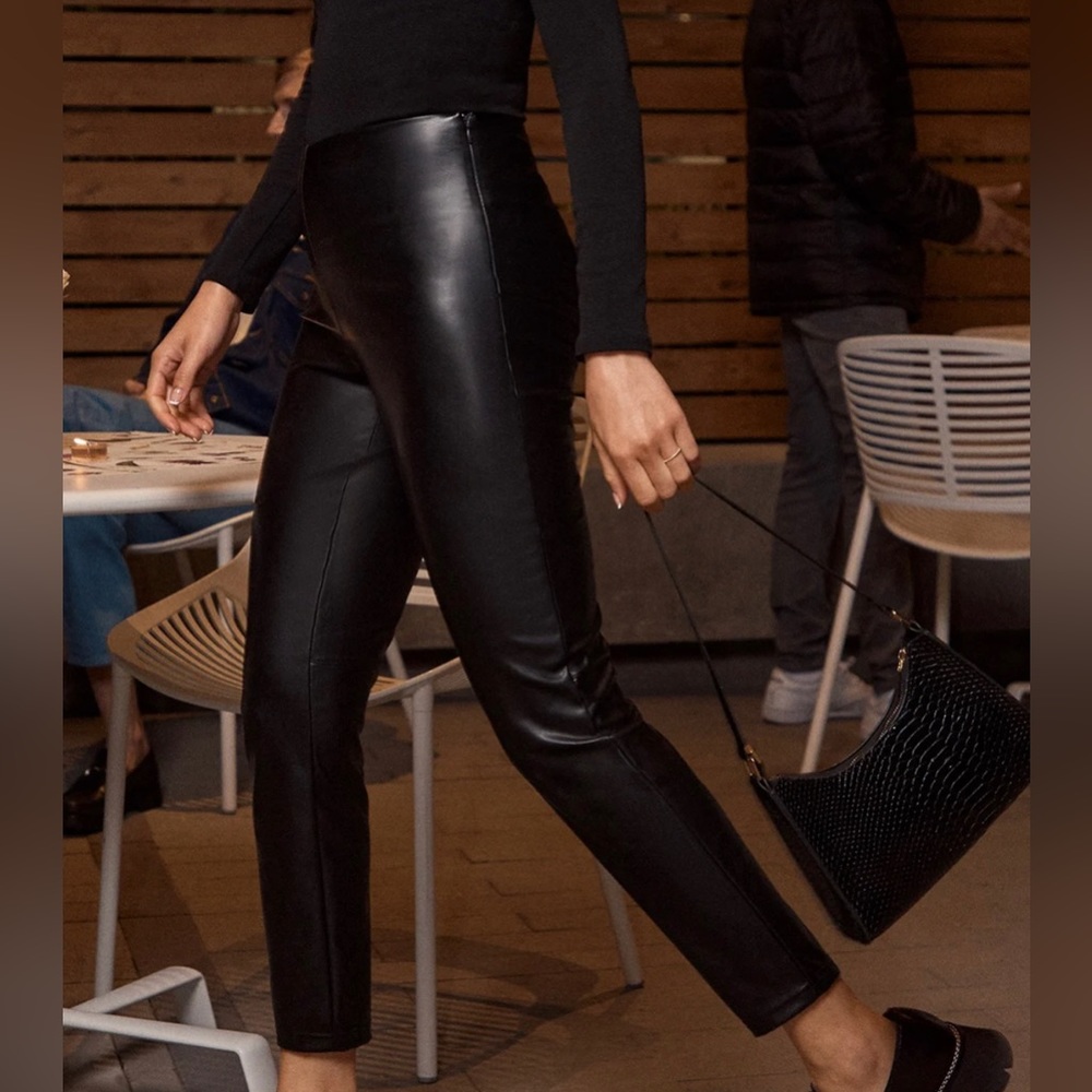 Leather leggings